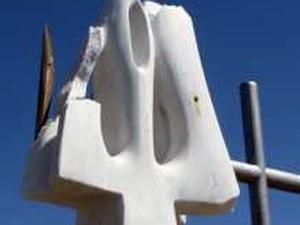 Тризуб на Говерлі впав на голову київській гімнастці Тризуб на Говерлі впав на голову київській гімнастці