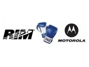 Між компаніями Motorola і RIM завершилась судова тяганина Між компаніями Motorola і RIM завершилась судова тяганина