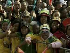 Футбольне свято чотириріччя стартувало у Йоганнесбурзі на стадіоні "Сокер-Сіті" Футбольне свято чотириріччя стартувало у Йоганнесбурзі на стадіоні "Сокер-Сіті"