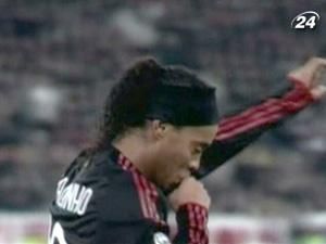 Роналдінью може перебратись у "Гелексі" Роналдінью може перебратись у "Гелексі"