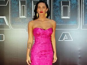 Меган Фокс шкодує, що назвала режисера "Трансформерів" Гітлером Меган Фокс шкодує, що назвала режисера "Трансформерів" Гітлером