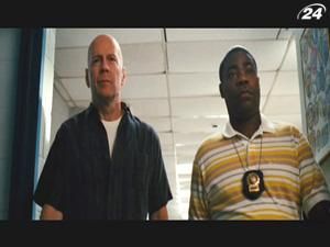 "Міцні горішки": полісмени-напарники шукають гангстера-фетишиста "Міцні горішки": полісмени-напарники шукають гангстера-фетишиста