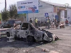 Киргизи та узбеки намагаються домовитися про припинення заворушень Киргизи та узбеки намагаються домовитися про припинення заворушень