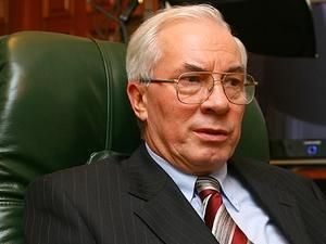 Азаров каже, що МВФ не довіряє українській владі Азаров каже, що МВФ не довіряє українській владі