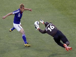 Хонда приносить Японії три очки Хонда приносить Японії три очки