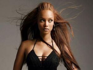 Тайра Бенкс повертається в модельний бізнес Тайра Бенкс повертається в модельний бізнес