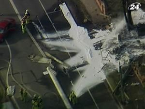 В Сіднеї легкомоторний літак розбився неподалік школи і житлових будинків В Сіднеї легкомоторний літак розбився неподалік школи і житлових будинків