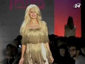 Періс Хілтон не боїться порівнянь із Барбі Періс Хілтон не боїться порівнянь із Барбі