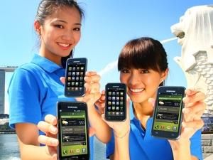 Samsung представила нові смартфони Samsung представила нові смартфони