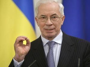 Азаров називає ситуацію із ММК ім. Ілліча "типовим рейдерством" Азаров називає ситуацію із ММК ім. Ілліча "типовим рейдерством"