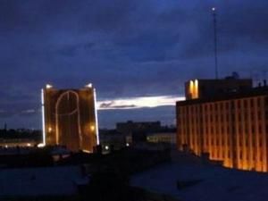 Художники-активісти намалювали на мості у Санкт-Петербурзі 65-метровий пеніс Художники-активісти намалювали на мості у Санкт-Петербурзі 65-метровий пеніс