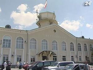 У Сімферополі шукають вибухівку в літаку, що прямував до Стамбула У Сімферополі шукають вибухівку в літаку, що прямував до Стамбула