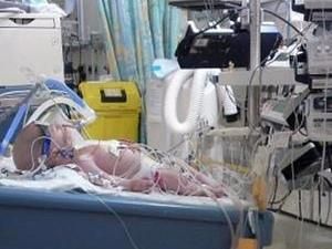 Щоб вилікувати дитину, лікарям довелось її заморозити Щоб вилікувати дитину, лікарям довелось її заморозити