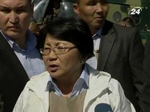 Влада Киргизстану обіцяє відновити місто Ош Влада Киргизстану обіцяє відновити місто Ош