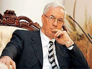 Азаров пропонує опозиції виправляти його помилки Азаров пропонує опозиції виправляти його помилки