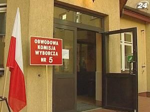 У Польщі - доба агітаційної тиші перед недільними виборами президента У Польщі - доба агітаційної тиші перед недільними виборами президента