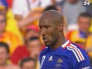 Ніколя Анелька облив брудом Раймона Доменека Ніколя Анелька облив брудом Раймона Доменека