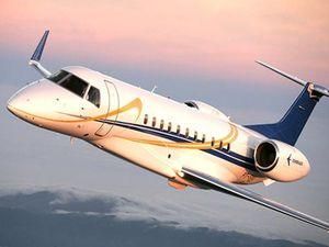 Пасажирський літак здійснив аварійну посадку у Дніпропетровську Пасажирський літак здійснив аварійну посадку у Дніпропетровську