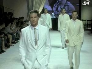 Dolce and Gabbana представив ювілейний ретроспективний показ Dolce and Gabbana представив ювілейний ретроспективний показ