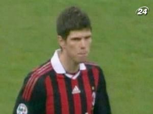 "Фенербахче" платить за Хунтелаара 18 млн. євро. "Фенербахче" платить за Хунтелаара 18 млн. євро.