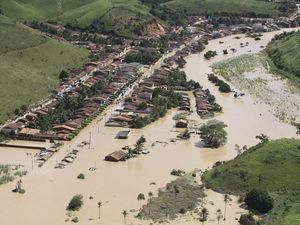 У Бразилії після повені зникли безвісти близько тисячі осіб