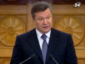 Янукович критично оцінив роботу уряду Азарова Янукович критично оцінив роботу уряду Азарова