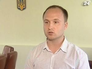 Володимир Манелюк: міліція часто порушує права громадян при затриманні - 23 червня 2010 - Телеканал новин 24 Володимир Манелюк: міліція часто порушує права громадян при затриманні - 23 червня 2010 - Телеканал новин 24