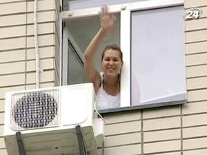 Яна Клочкова ще досі не придумала ім'я для сина Яна Клочкова ще досі не придумала ім'я для сина