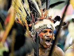 В Індонезії знайшли нове плем'я і 145-річну жінку В Індонезії знайшли нове плем'я і 145-річну жінку