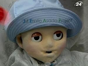 Андроїд моделює поведінку 9-місячної дитини Андроїд моделює поведінку 9-місячної дитини