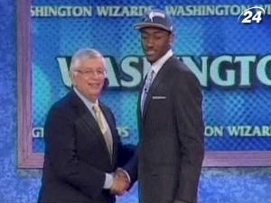 Джон Уолл став першим номером цьогорічного драфту Джон Уолл став першим номером цьогорічного драфту