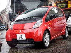 Mitsubishi зменшить ціну електромобілів Mitsubishi зменшить ціну електромобілів