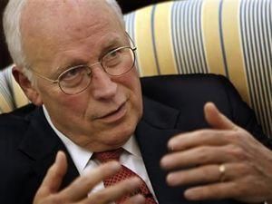 У Діка Чейні стався шостий серцевий напад У Діка Чейні стався шостий серцевий напад