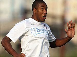 В "Динамо" може з'явитися ще один бразилець В "Динамо" може з'явитися ще один бразилець