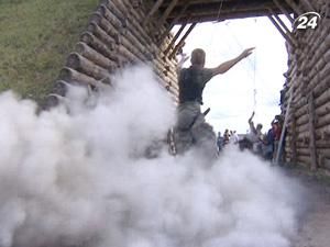 У "Парку Київська Русь" триває Міжнародний фестиваль каскадерів У "Парку Київська Русь" триває Міжнародний фестиваль каскадерів