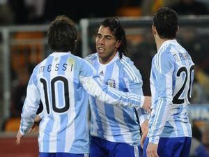 Аргентина справилась з Мексикою на шляху до чвертьфіналу ЧС-2010 Аргентина справилась з Мексикою на шляху до чвертьфіналу ЧС-2010