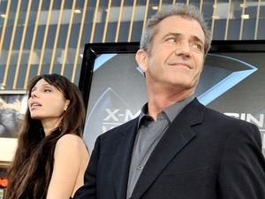 Гібсон вибив зуб колишній коханій Гібсон вибив зуб колишній коханій