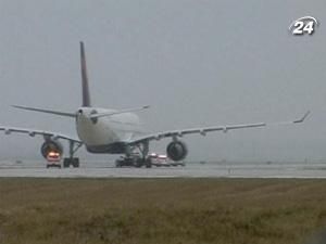 Літак, що виконував рейс Москва-Гавана, вимушено сів в Ісландії Літак, що виконував рейс Москва-Гавана, вимушено сів в Ісландії