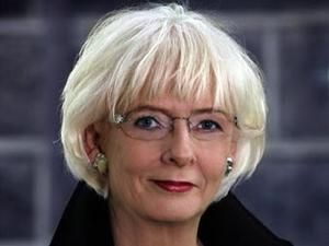 Прем’єр-міністр Ісландії одружилась із своєю подругою Прем’єр-міністр Ісландії одружилась із своєю подругою
