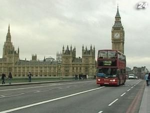 Велика Британія посилює правила трудової імміграції Велика Британія посилює правила трудової імміграції