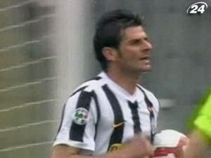 "Зеніт" прагне придбати Яквінту "Зеніт" прагне придбати Яквінту