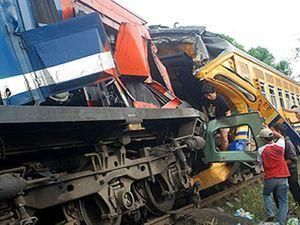 На Острові Ява поїзд зійшов з рейок, шестеро людей загинули