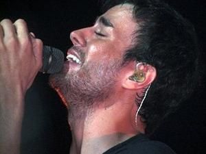 Іглесіас пообіцяв напитись і голяка проїхатись на водних лижах Іглесіас пообіцяв напитись і голяка проїхатись на водних лижах