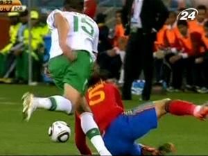 ЧС-2010: Іспанія завдяки єдиному голу проходить у чвертьфінал. Португальці пакують валізи ЧС-2010: Іспанія завдяки єдиному голу проходить у чвертьфінал. Португальці пакують валізи