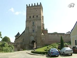 Луцький замок потрапив у фаворити всеукраїнського конкурсу "7 чудес України" Луцький замок потрапив у фаворити всеукраїнського конкурсу "7 чудес України"