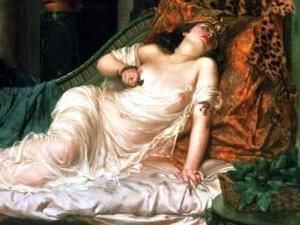 Вчені: Клеопатра померла від передозування наркотиків Вчені: Клеопатра померла від передозування наркотиків