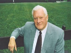 Труну з тілом литовського Президента заборонили вносити до собору Труну з тілом литовського Президента заборонили вносити до собору