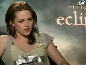 Сутінкова сага "Затемнення" нарешті дебютувала у кінотеатрах США Сутінкова сага "Затемнення" нарешті дебютувала у кінотеатрах США