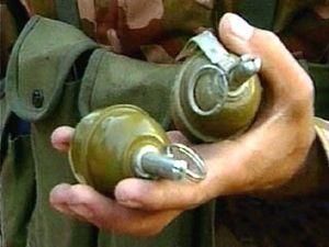 Дідо підірвав своїх онуків бойовою гранатою РГД-5 Дідо підірвав своїх онуків бойовою гранатою РГД-5