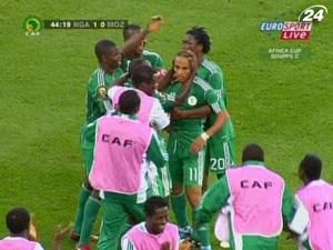 Збірна Нігерії з футболу знімається зі всіх міжнародних змагань Збірна Нігерії з футболу знімається зі всіх міжнародних змагань